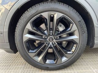 AUDI Q7 Black line 50TDI 286cv quattro Automático