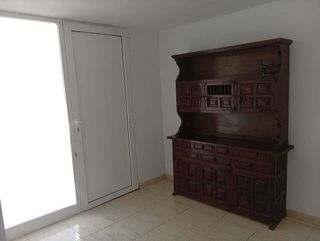 Piso en venta en Vistahermosa en Alicante