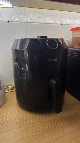 Freidora de Aire Tefal Negra