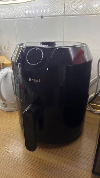 Freidora de Aire Tefal Negra