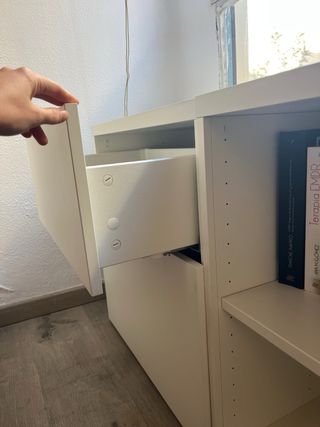 Mueble BESTA IKEA blanco