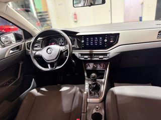 Volkswagen Polo Advance 1.6 TDI 70kW (95CV)