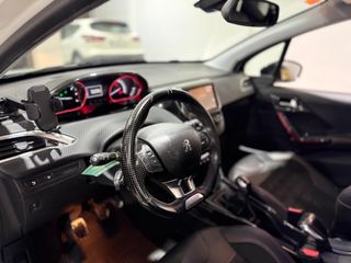 Peugeot 2008 GT Line BlueHDi 100 S&S