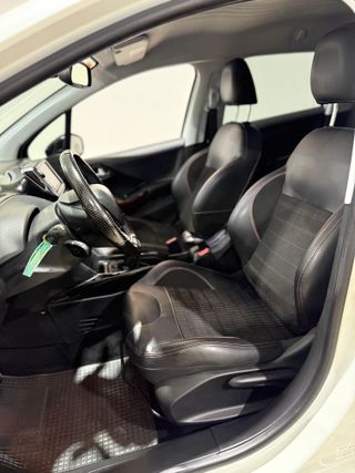 Peugeot 2008 GT Line BlueHDi 100 S&S