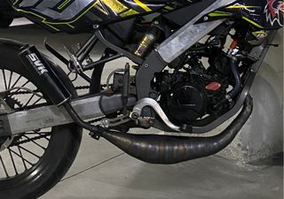 Escape SVK Negro/Plata Off-Road