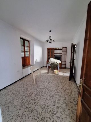 Chalet en venta en Carmona
