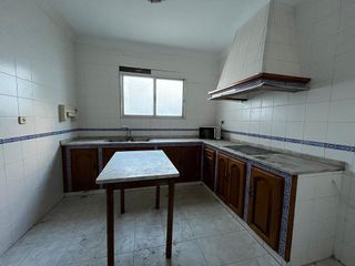 Chalet en venta en Carmona