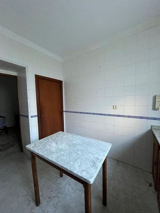 Chalet en venta en Carmona