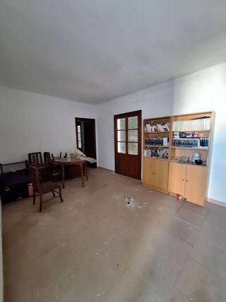 Chalet en venta en Carmona