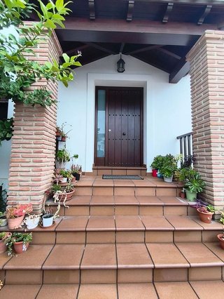 Casa adosada en venta en Los Pacos en Fuengirola