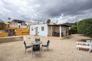 Chalet en venta en Albatera