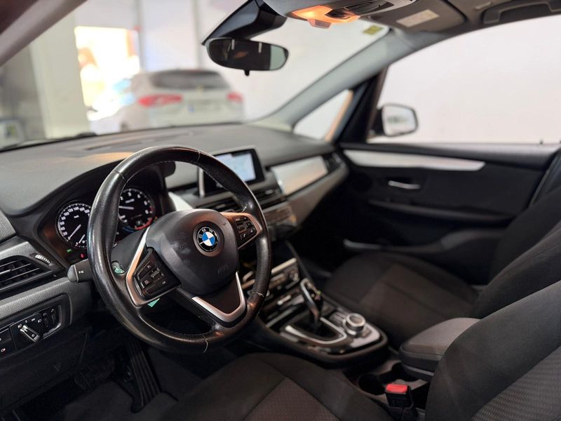 BMW Serie 2 216d (F45) 2020, foto 8