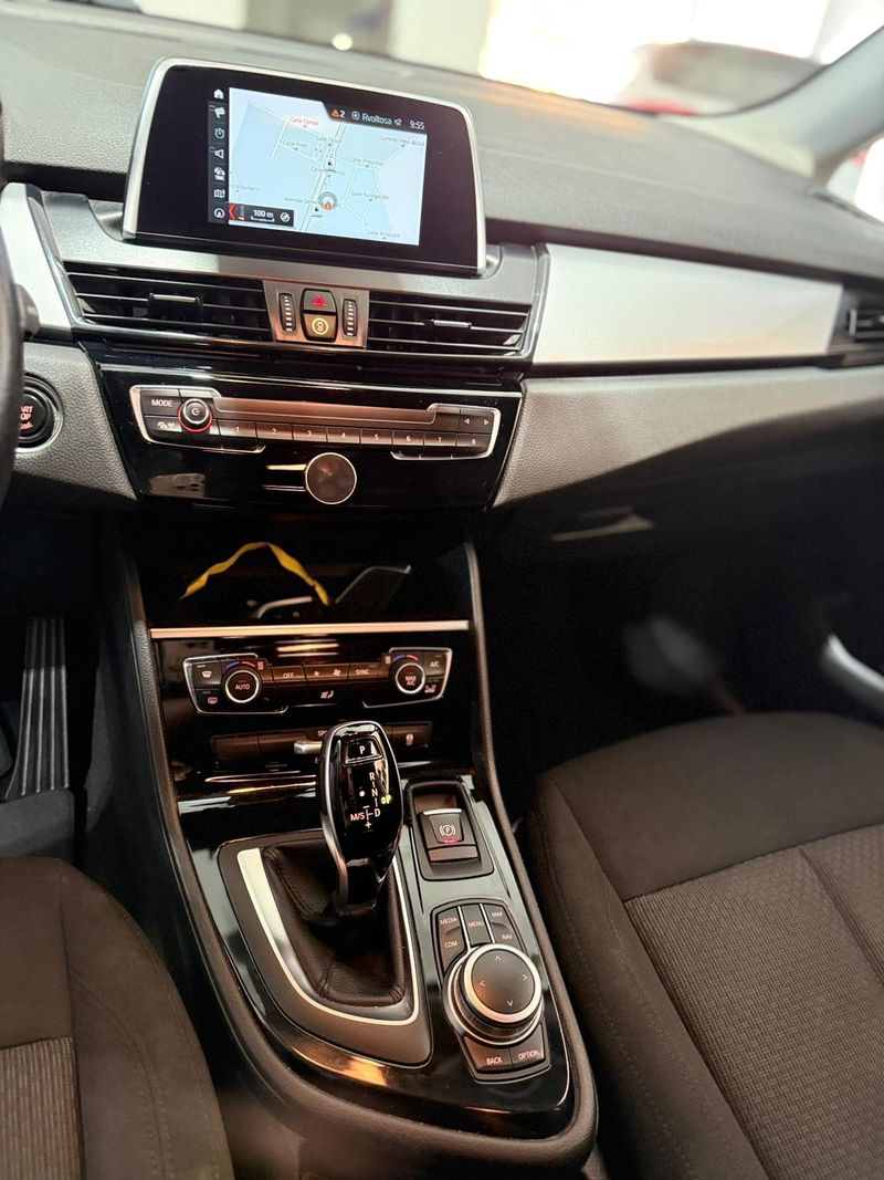 BMW Serie 2 216d (F45) 2020, foto 10