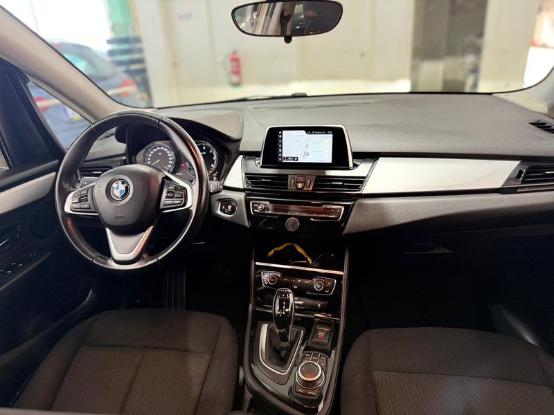 BMW Serie 2 216d (F45) 2020, foto 11