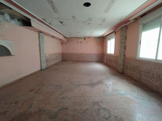 Chalet en venta en Cacabelos