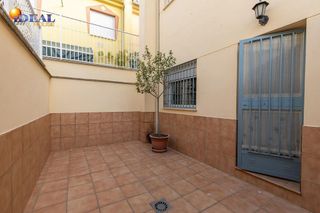 Casa adosada en venta en Maracena