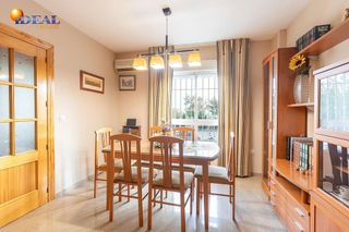 Casa adosada en venta en Maracena