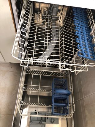 Lavavajillas Indesit Blanco pequeño