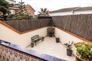 Casa adosada en venta en Torrent Ballester en Viladecans