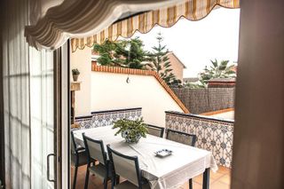 Casa adosada en venta en Torrent Ballester en Viladecans