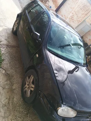 Volkswagen Golf 2002