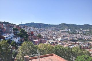 Chalet en venta en La Font d'en Fargues en Barcelona