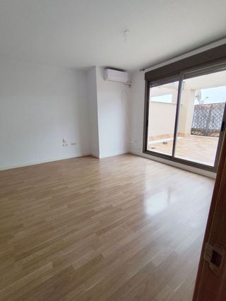 Ático en alquiler en Huerta de la Reina - Trassierra en Córdoba