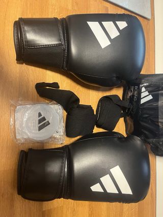 Guantes Boxeo Adidas 14oz + Vendas + bucal