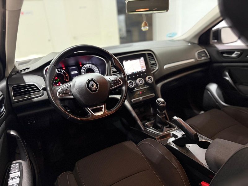 Renault Mégane 2021, foto 8