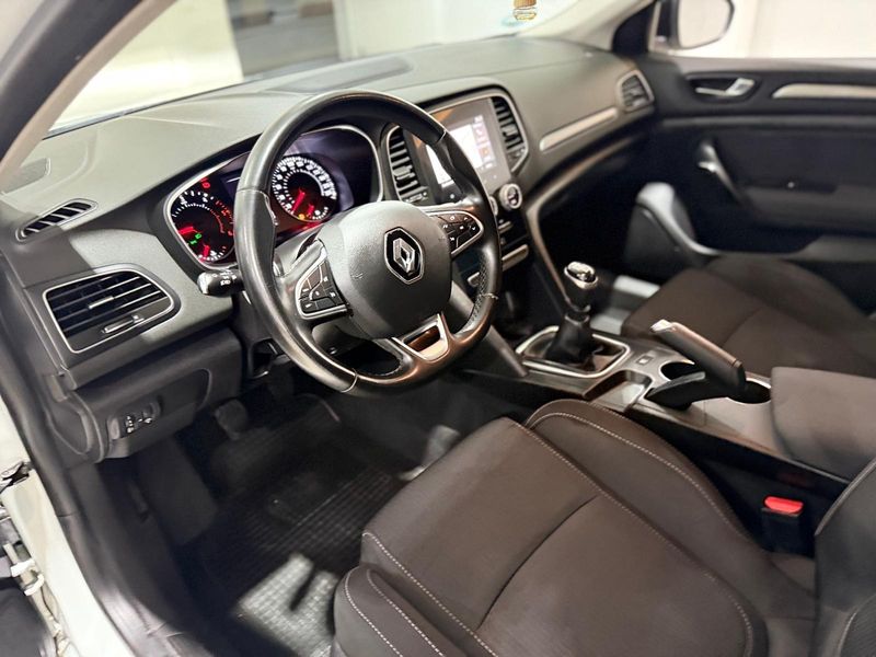 Renault Mégane 2021, foto 9