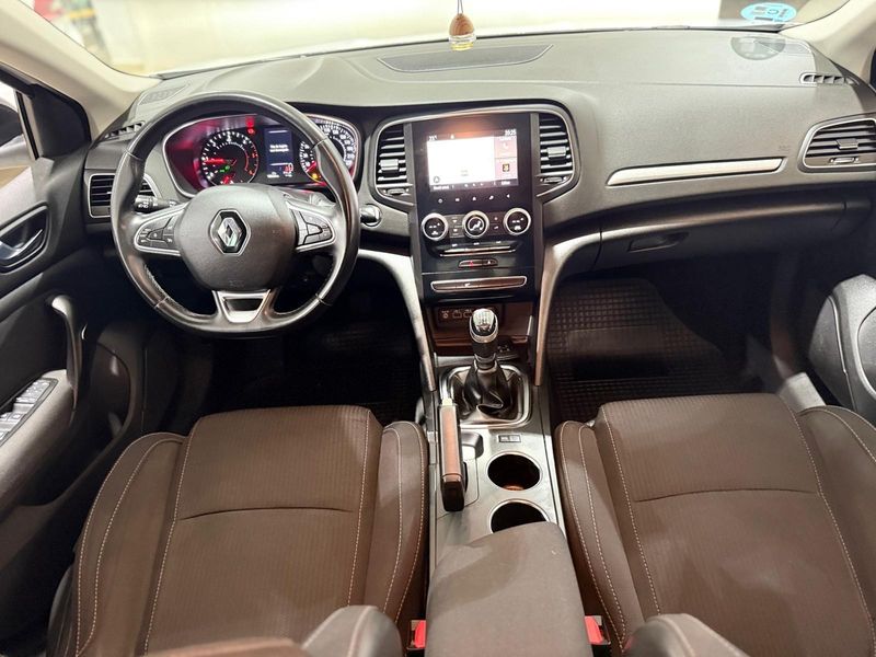 Renault Mégane 2021, foto 10
