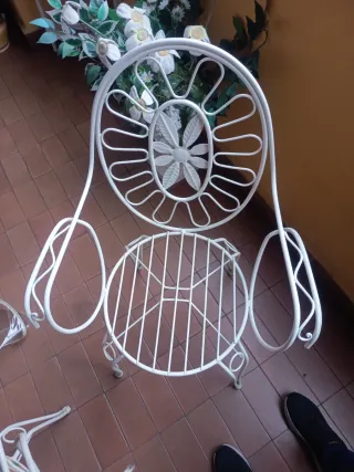 Mesa y 4 sillas forja terraza vintage