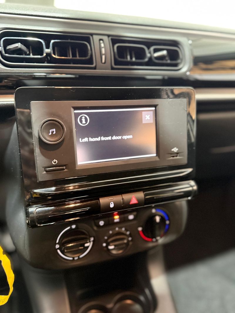 Citroën C3 1.5 BlueHDi S&S LIVE PACK 2022, foto 10