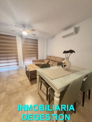 Piso en venta en Linares