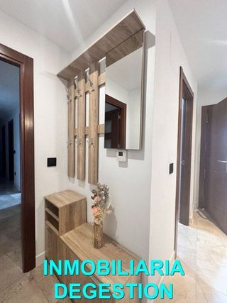 Piso en venta en Linares