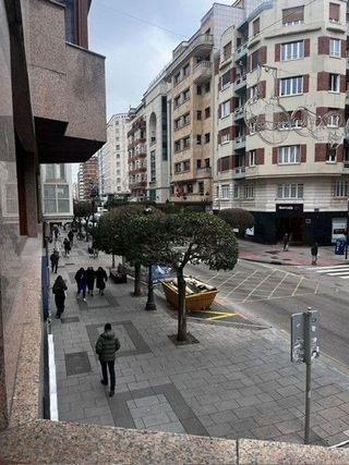 Piso en venta en Plaza España - Villa Pilar - Reyes Católicos - Vadillos en Burgos