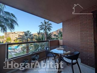 Piso en venta en Vistahermosa en Alicante