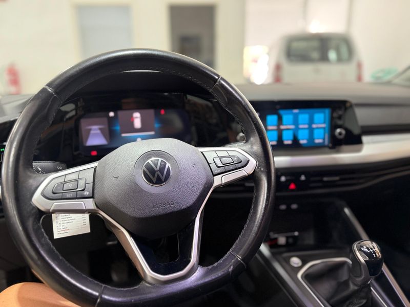 Volkswagen Golf 2022, foto 10