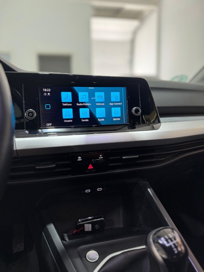 Volkswagen Golf 2022, foto 11
