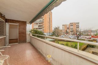 Piso en venta en La Espinilla - Parque Blanco en Coslada