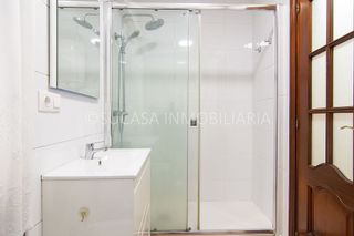 Piso en venta en Cuatro Caminos - Plaza de la Cubela en Coruña (A)