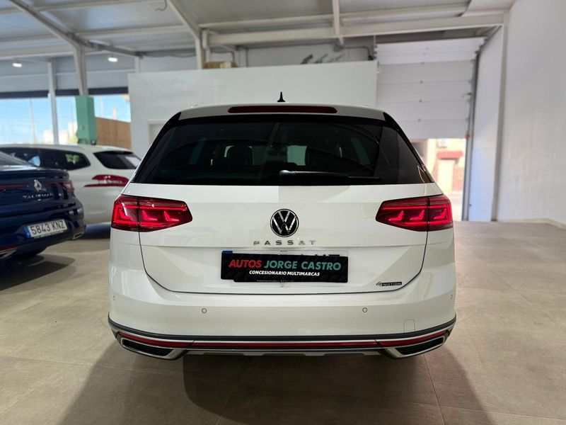Volkswagen Passat Variant Alltrack 2.0 TDI 4Mot DSG 2022, foto 6