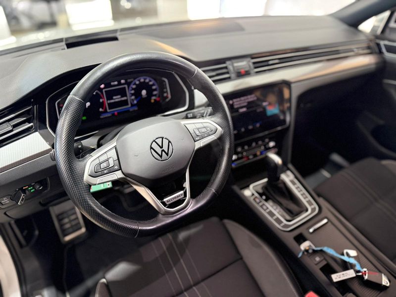 Volkswagen Passat Variant Alltrack 2.0 TDI 4Mot DSG 2022, foto 9