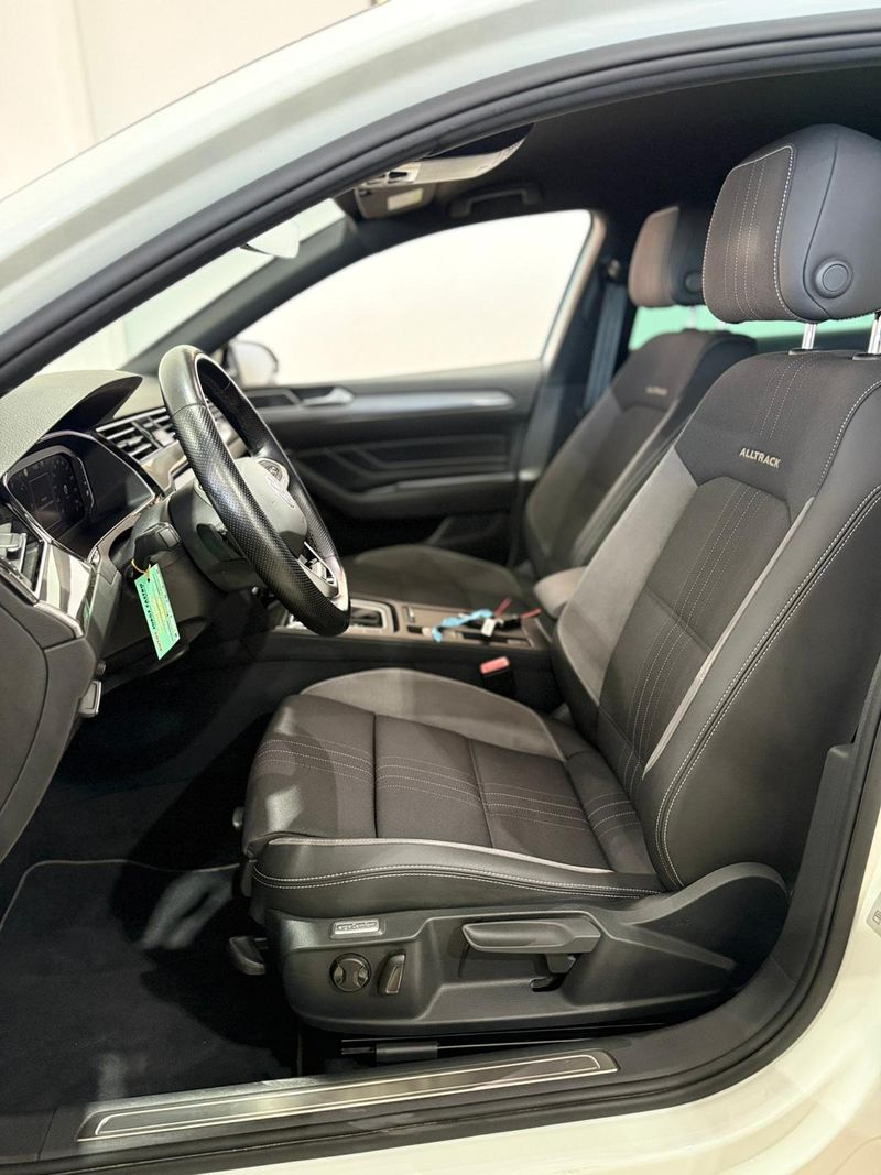Volkswagen Passat Variant Alltrack 2.0 TDI 4Mot DSG 2022, foto 13