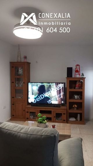 Piso en venta en Olvera