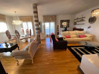 Dúplex en venta en Hermanos Falcó - Sepulcro Bolera en Albacete