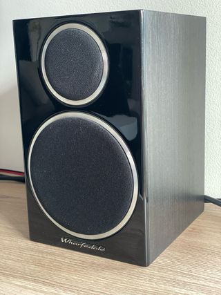 Altavoces HiFi Wharfedale Diamond 210 Negro