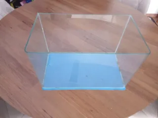 Acuario Fluval con mueble y urna extra