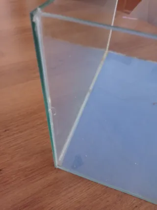 Acuario Fluval con mueble y urna extra