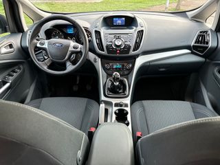 Ford Grand C-MAX 2012